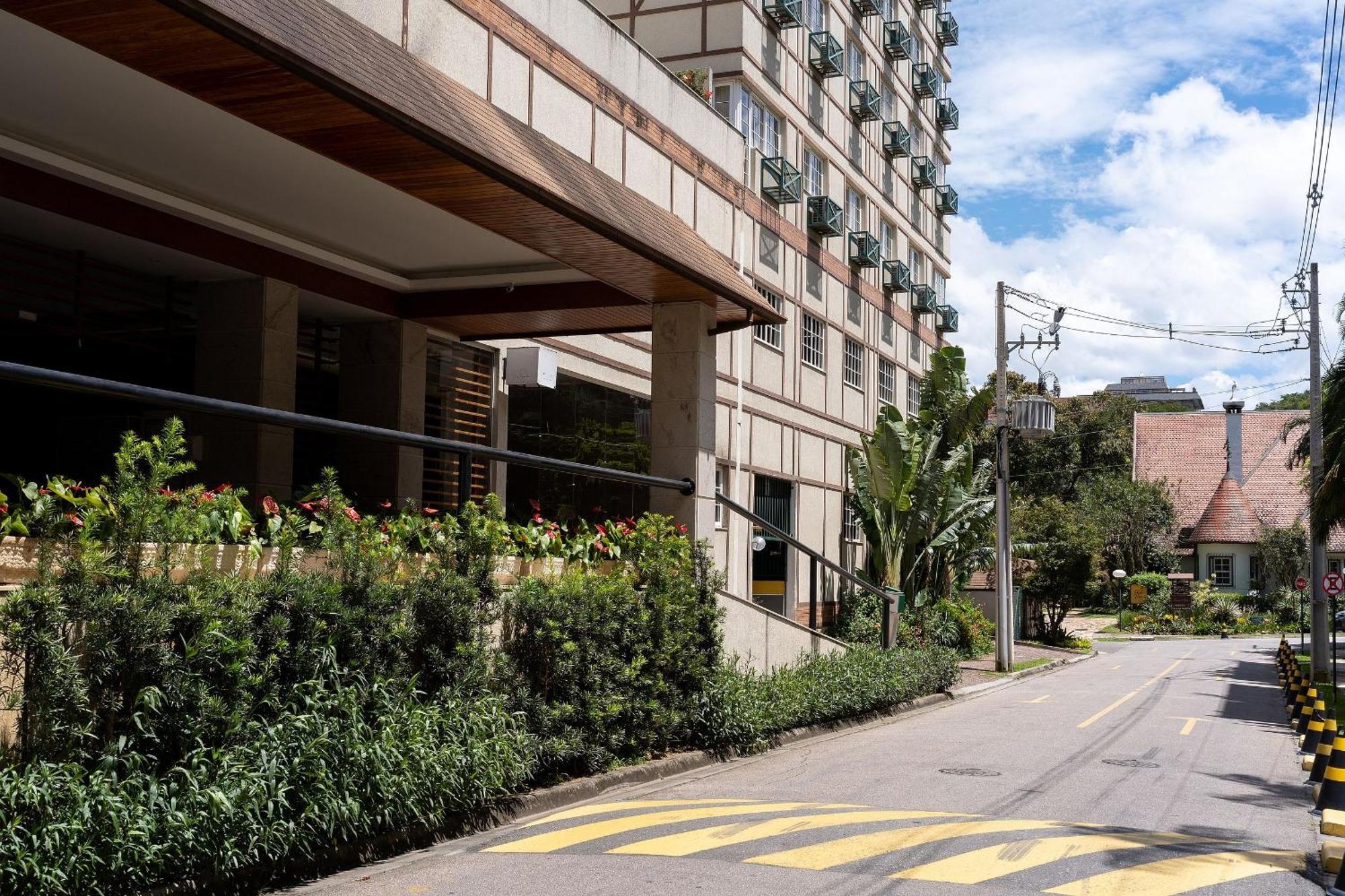 Studios De Luxo Granja Brasil Itaipava เปโตรโปลิส ภายนอก รูปภาพ