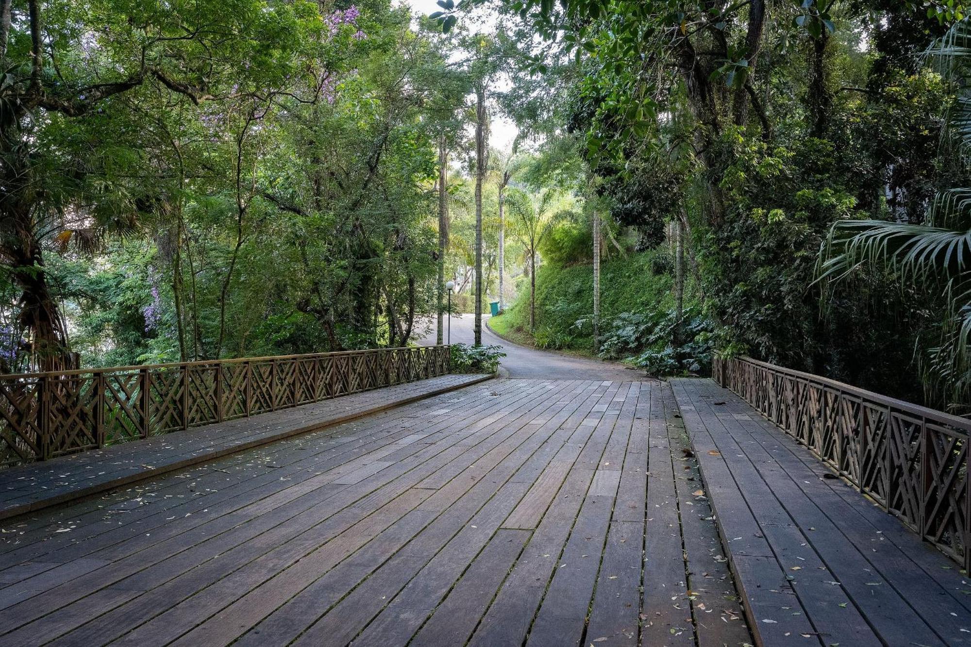 Studios De Luxo Granja Brasil Itaipava เปโตรโปลิส ภายนอก รูปภาพ