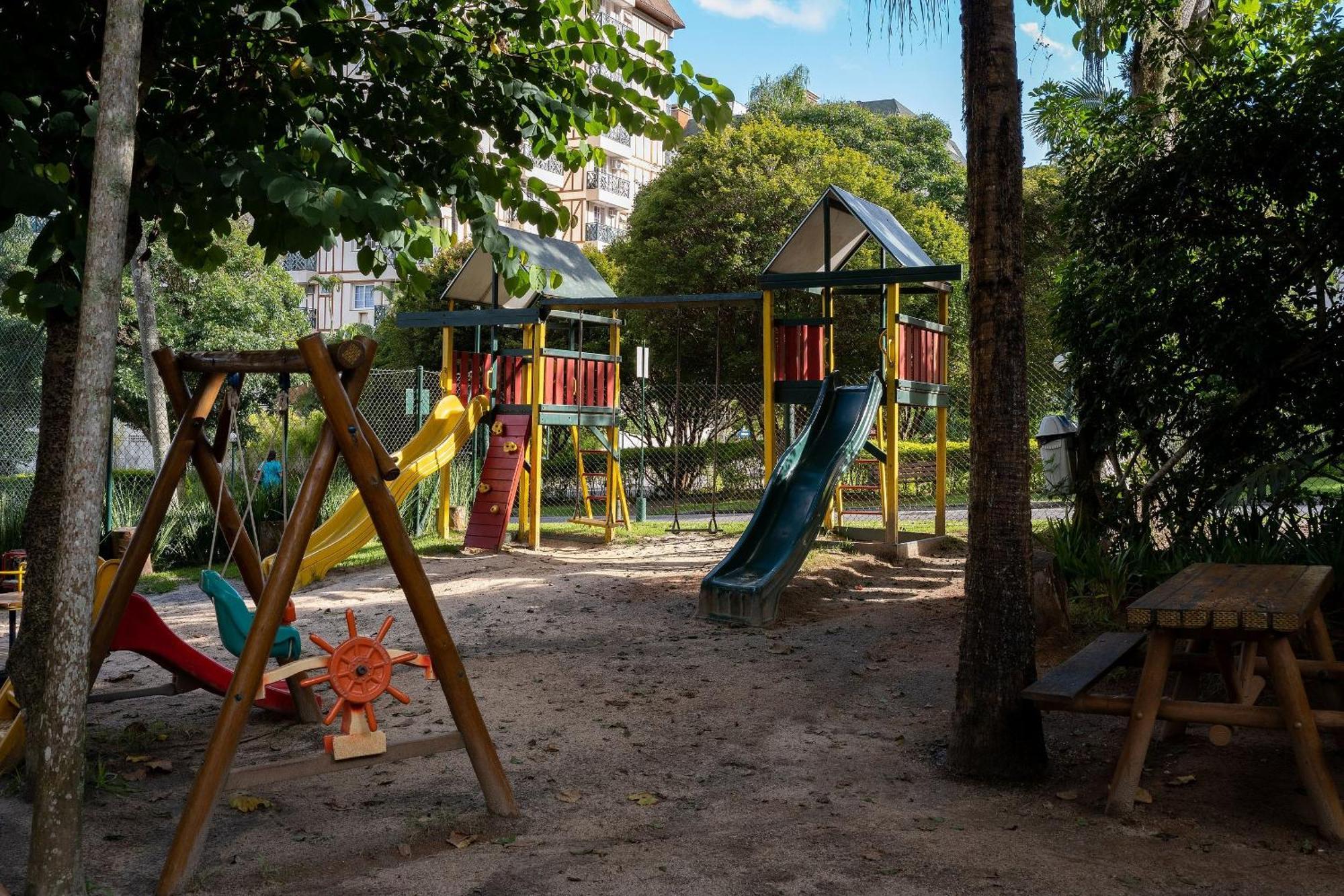 Studios De Luxo Granja Brasil Itaipava เปโตรโปลิส ภายนอก รูปภาพ