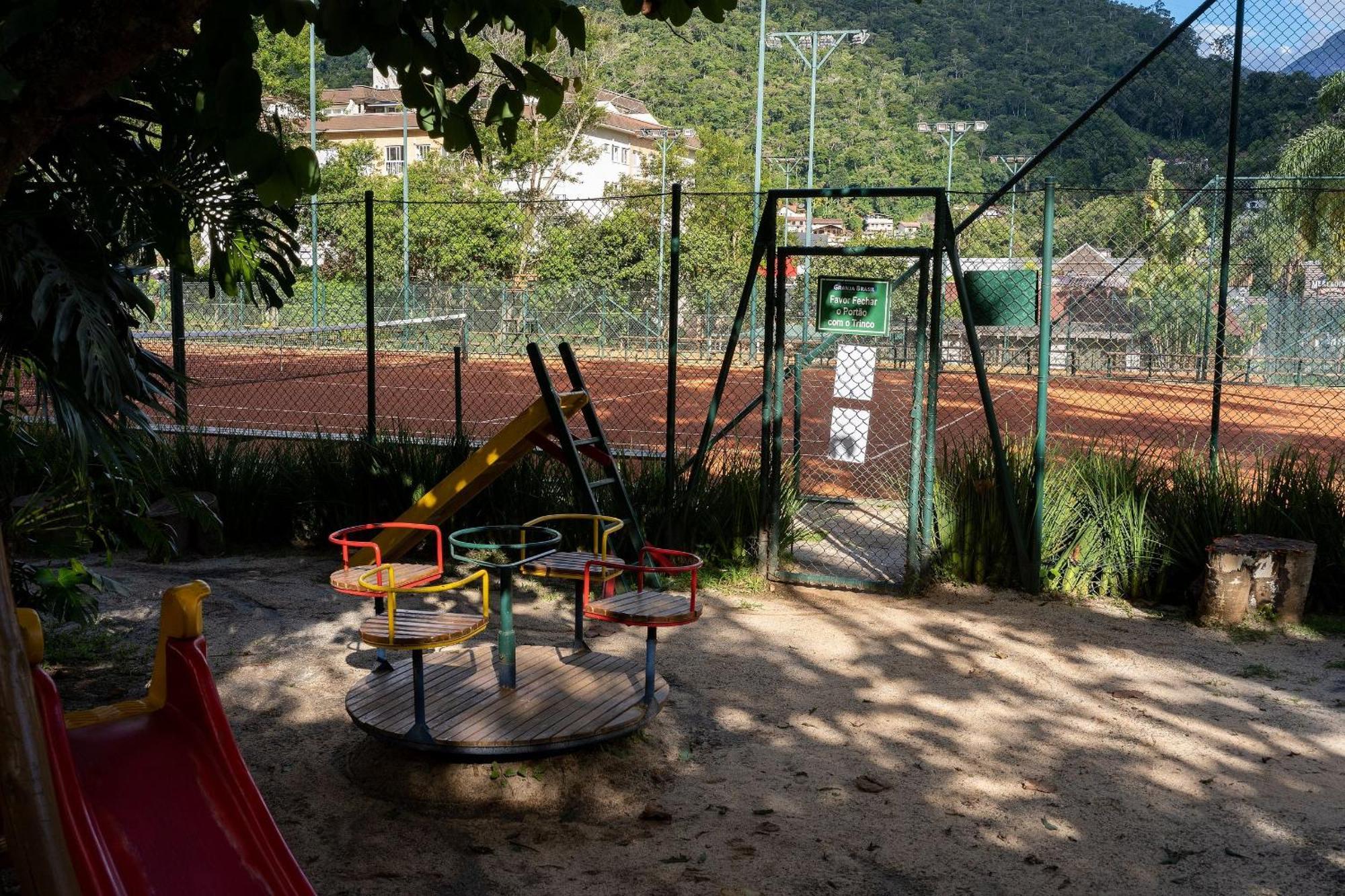 Studios De Luxo Granja Brasil Itaipava เปโตรโปลิส ภายนอก รูปภาพ